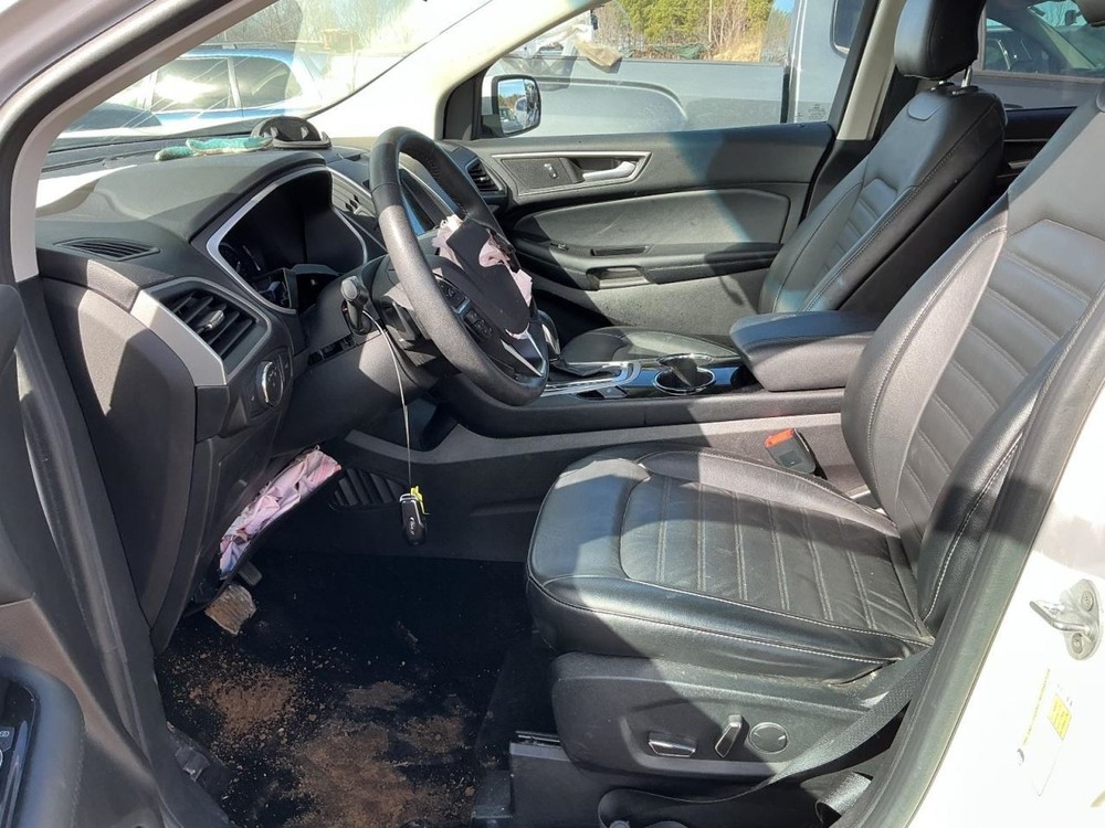 EDGE 2017 Glove Box 4964728