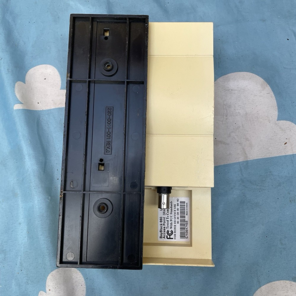 Vintage Bay Networks BayStack 660 Wireless Access Point