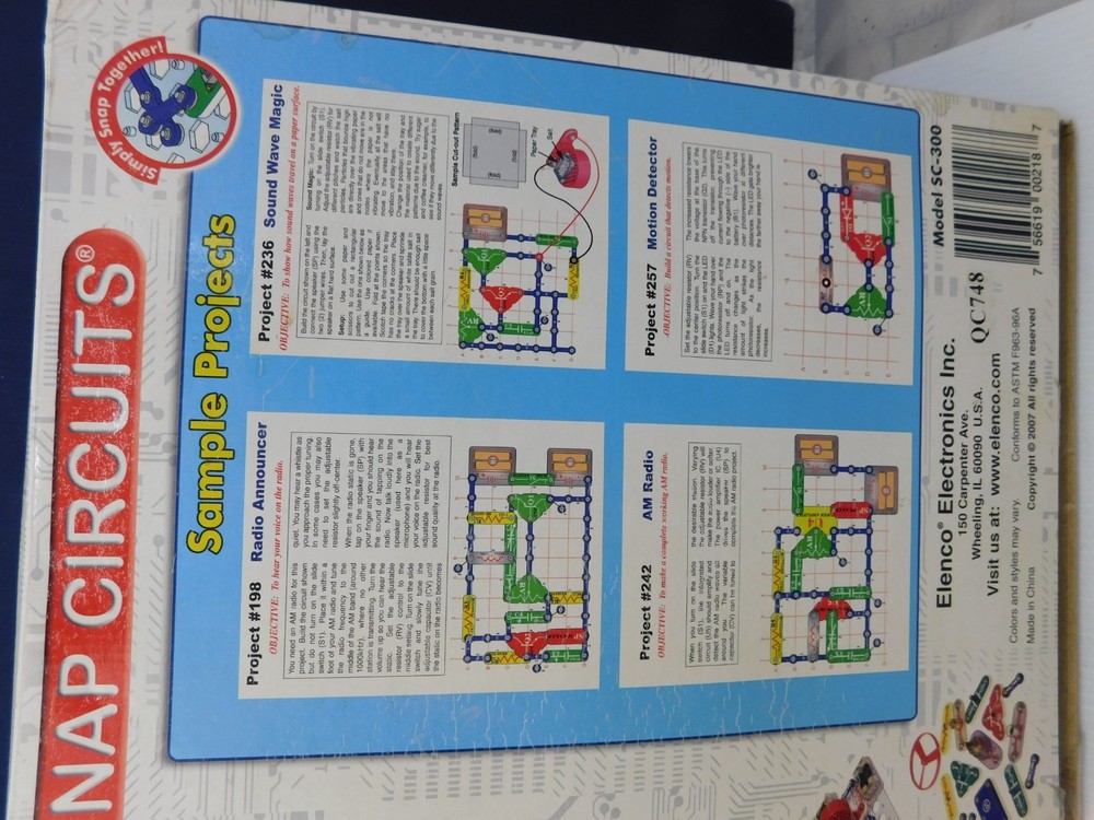 Elenco Electronic Snap Circuits Kit, SC-300, complete, 2007