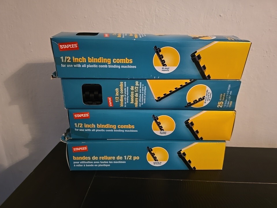 4 - Staples Comb Plastic Binding Spine, 1/2" Diameter, 90 Sheets, 25/Pack
