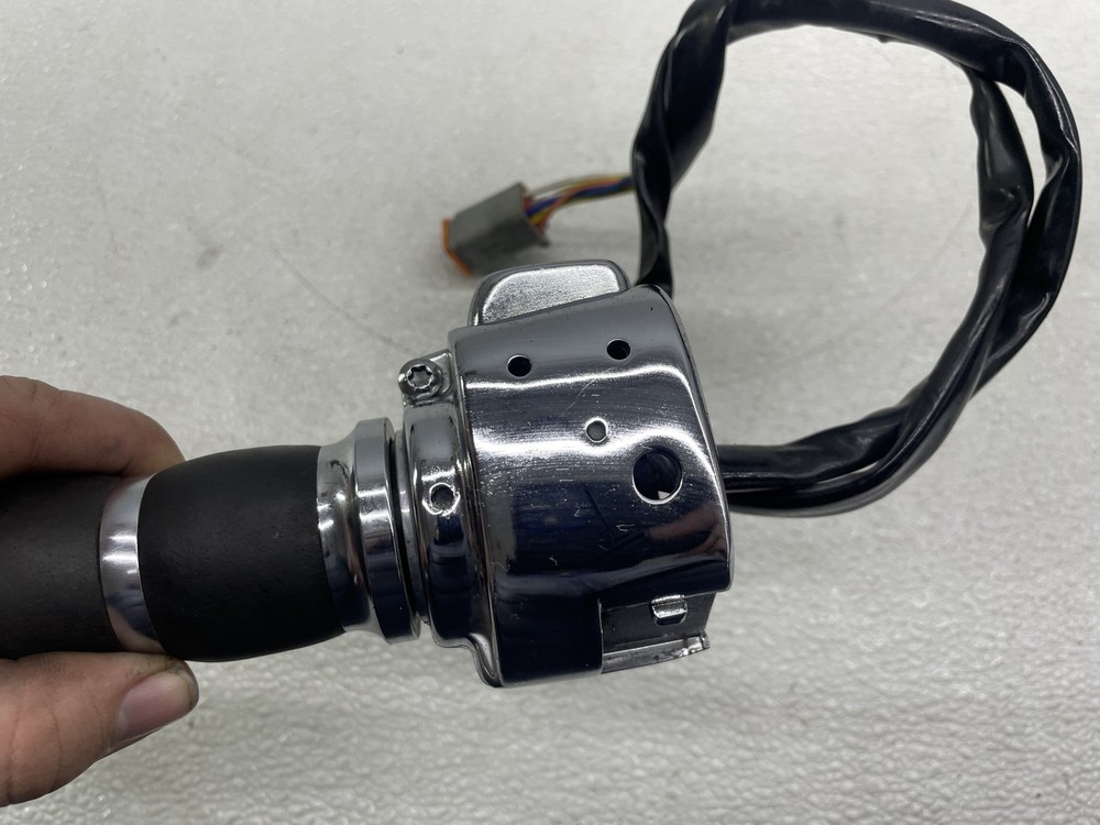 06-11 HARLEY-DAVIDSON DYNA SUPER GLIDE CUSTOM FXDCI LEFT CONTROL SWITCH