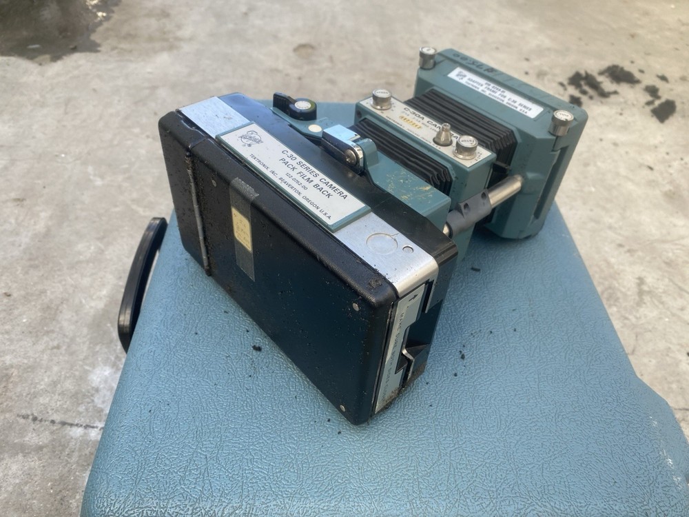 Polaroid Tektronix C-30A Macro Microscope Scientific Camera, Manual, Case