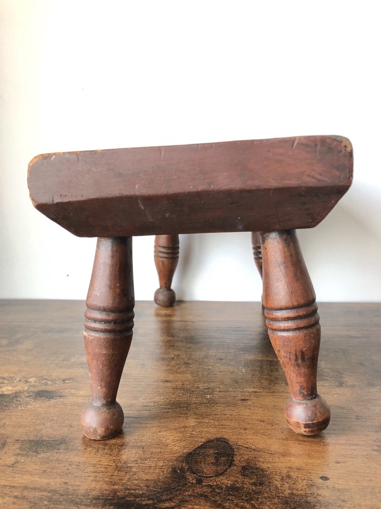 Rare 19th C. Shaker Rectangle Foot/Step Stool/Rest Button Feet Original Surface