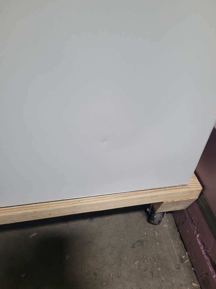 Polar Temp 380CWP Ice Merchandiser Scratch/Dent