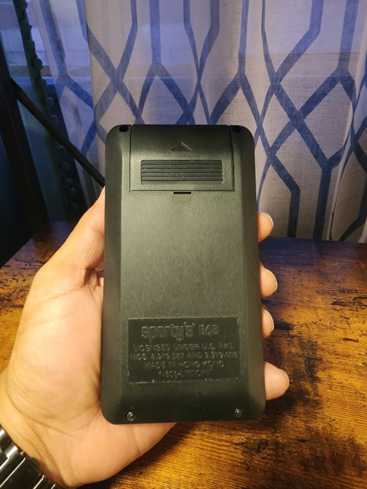 SPORTY'S E6B ELECTRONIC FLIGHT COMPUTER