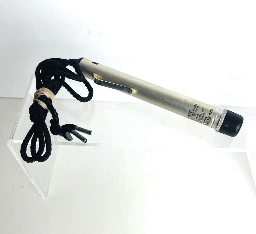 Vintage MS-21998-2 Pilots Penlight Flashlight Working