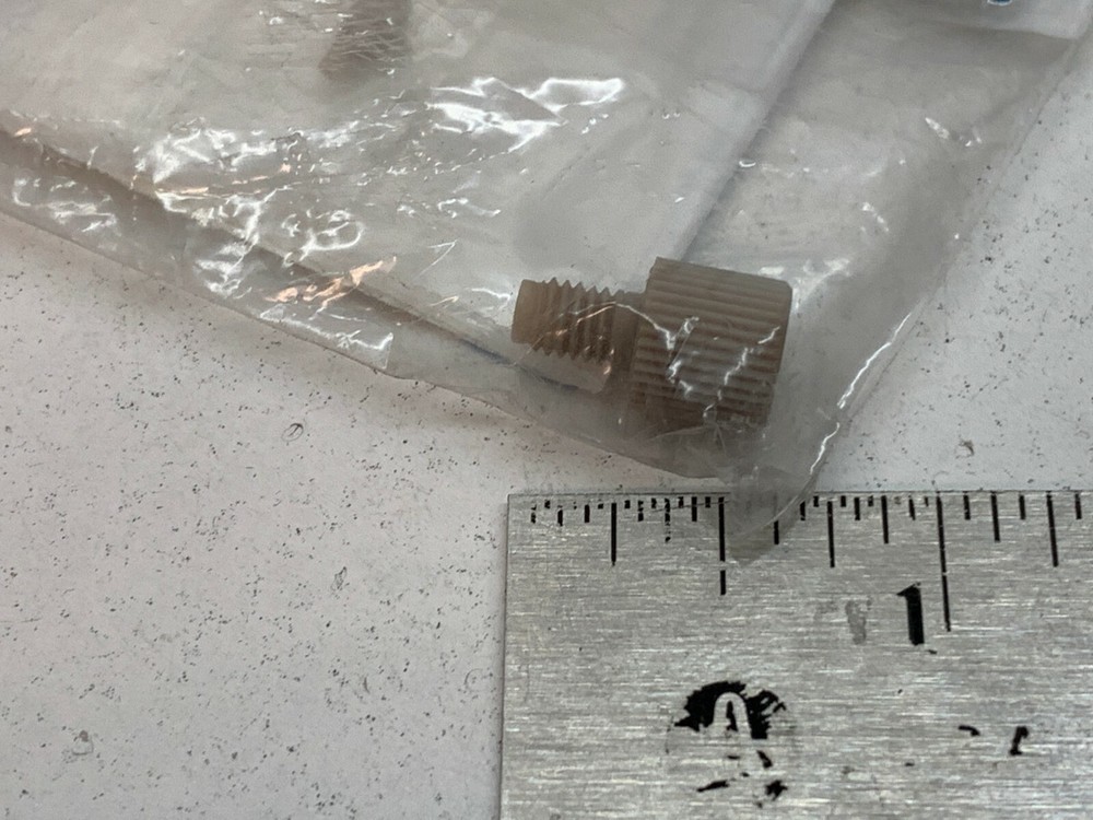 Agilent 0100-2437 PEEK 10-32 Nut