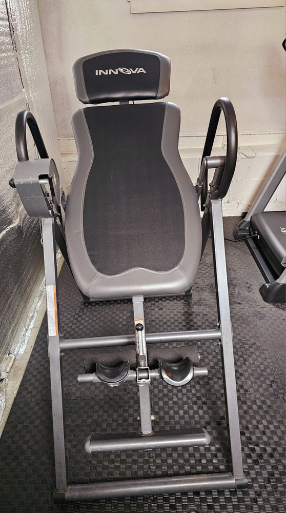 Innova inversion table