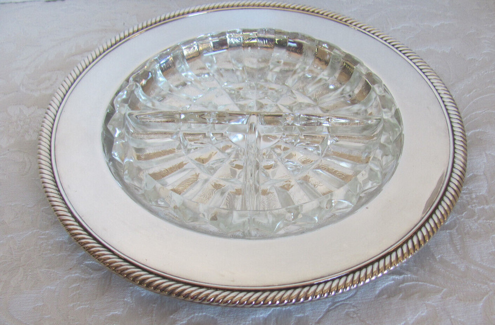 Vintage International Silver Co-Silver plate-10" Tray with Divided Glass Insert