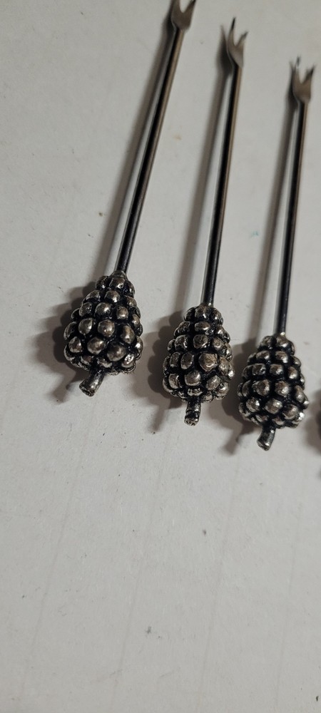 6 Pc Cocktail Picks Grapevine Motif