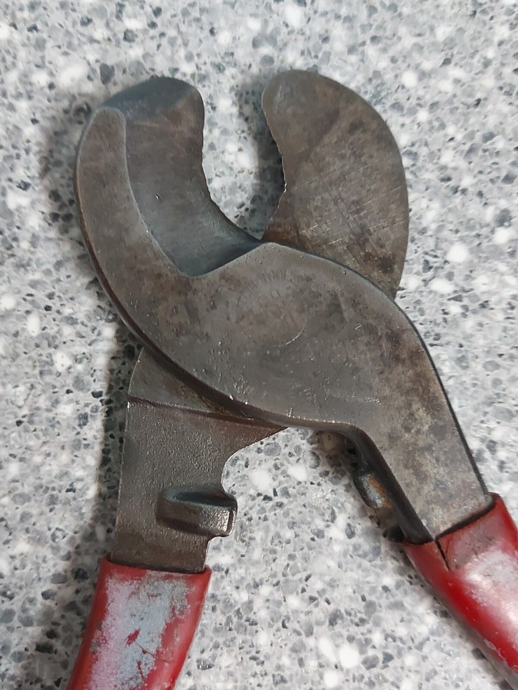 Klien Tools Cable Cutter 9.5" 63050 High Leverage