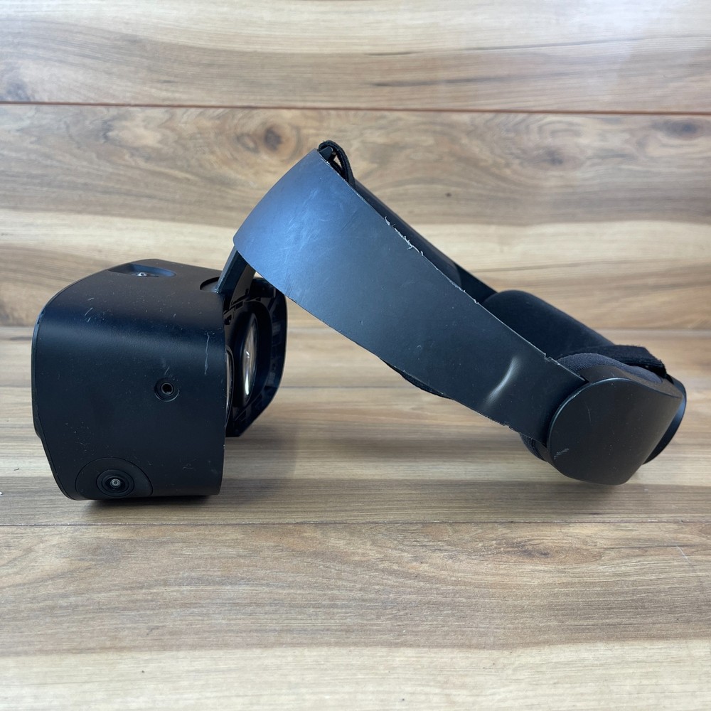 Oculus Virtual Reality Gaming Headset Black Only Built-in Microphone PC-Powered