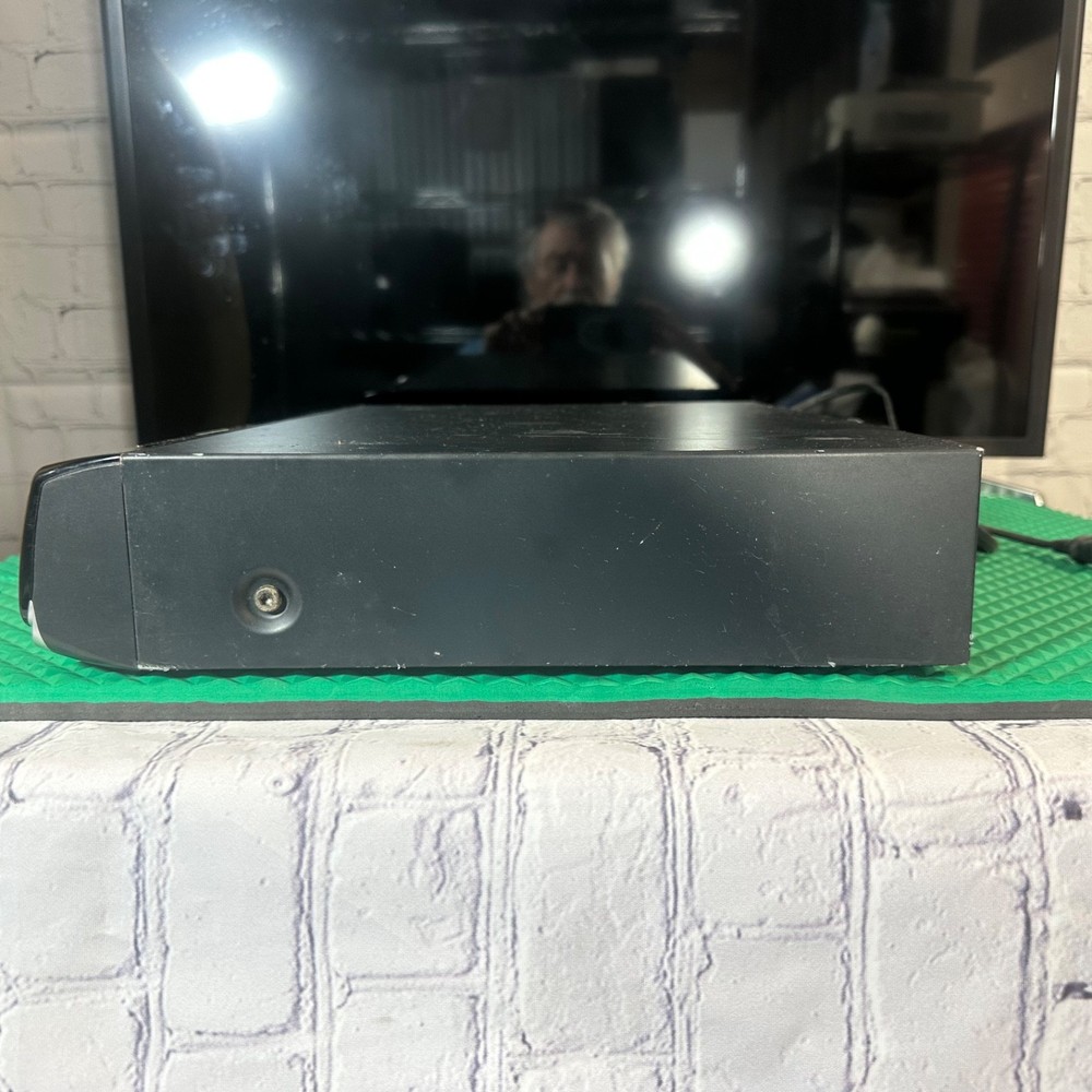 Samsung Blu-Ray Disc Player Model BD-P1400 NO REMOTE