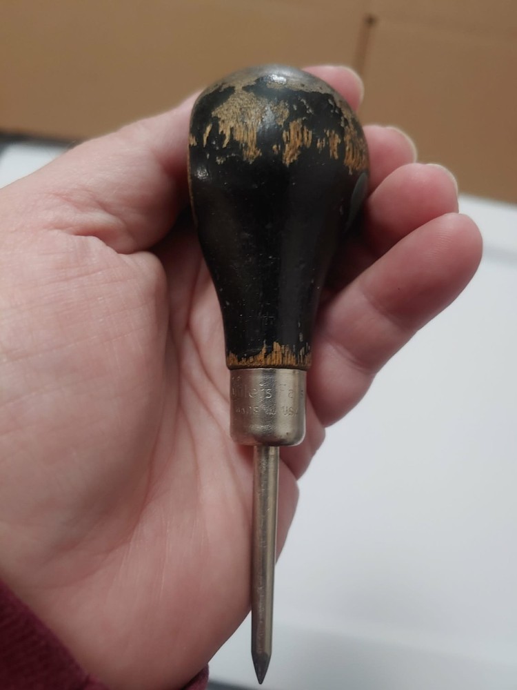 Millers falls scratch awl