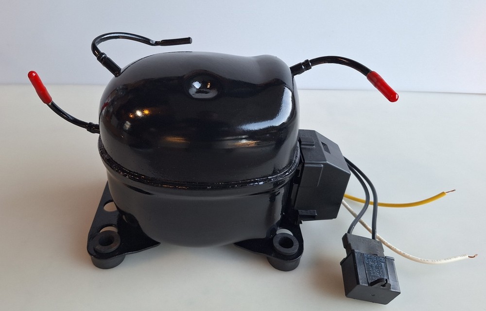 Embraco EM40SC Refrigerator Compressor