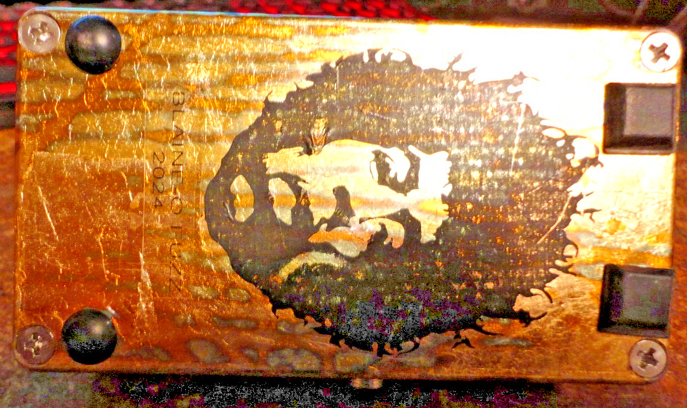 fuzz face clone germanium transistors gold leaf finish