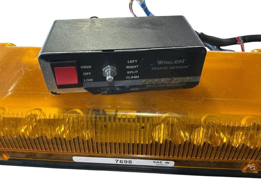 WHELEN RESPONDER LP SERIES CON3 SUPER-LED Amber 12VDC W/ Controller