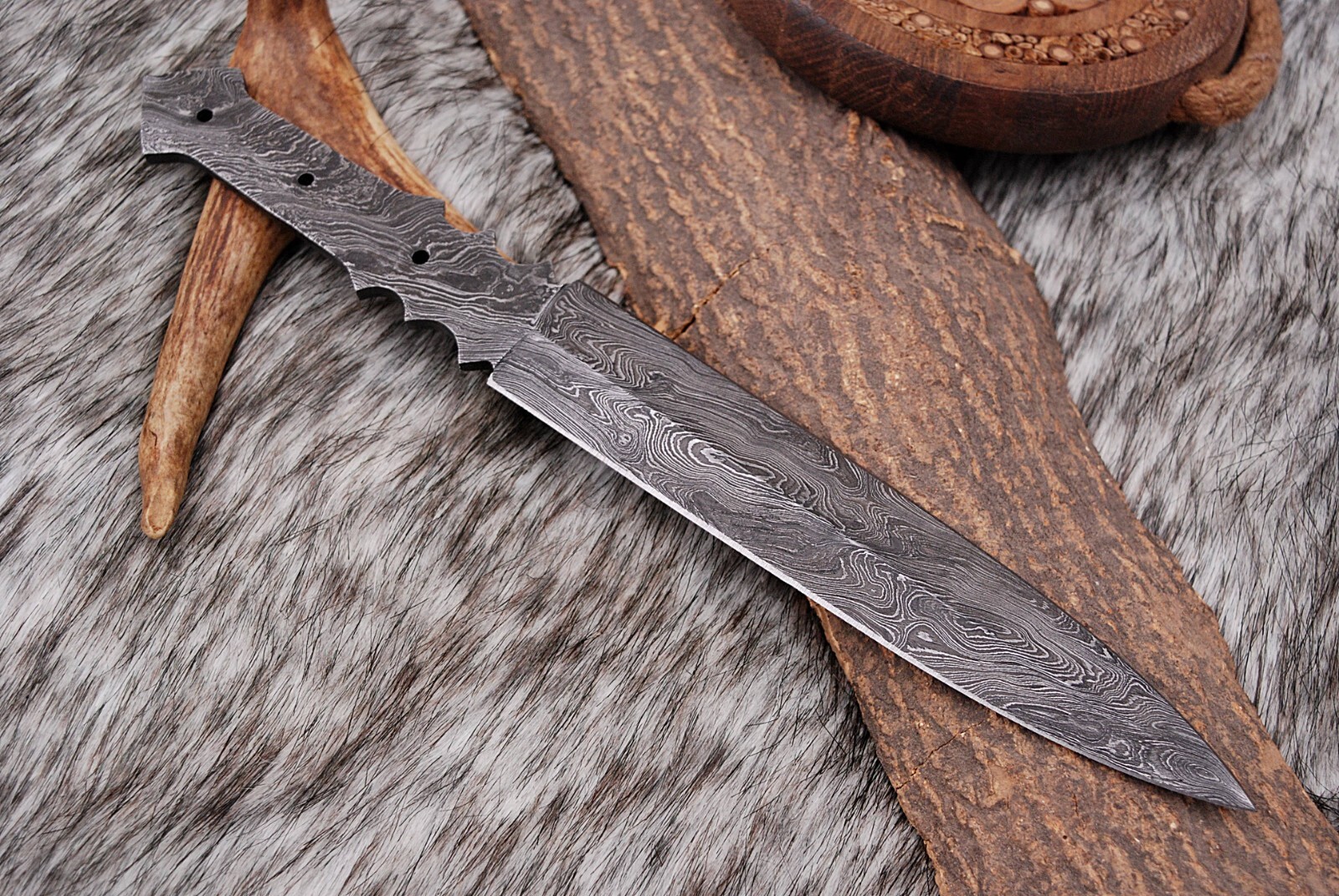 CUSTOM HANDMADE DAMASCUS STEEL BLANK BLADE SKINNING HUNTING BOWIE KNIFE X77