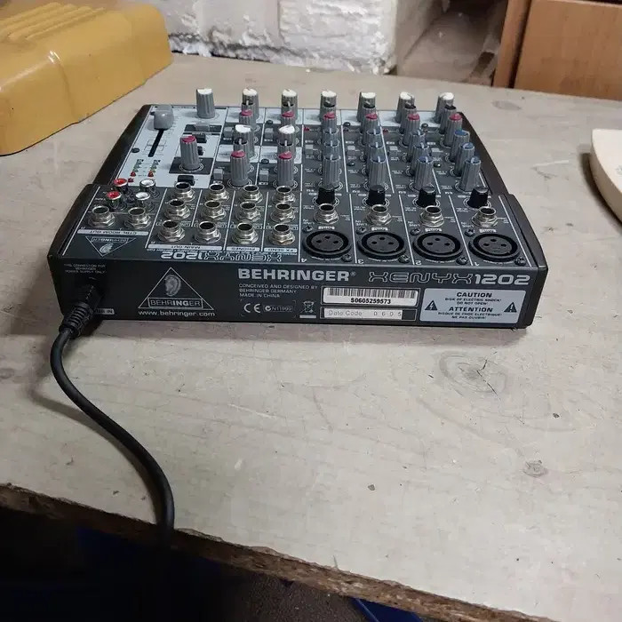 Beringer Zenix 1202 Mixer Mint Condition, Barely Used
