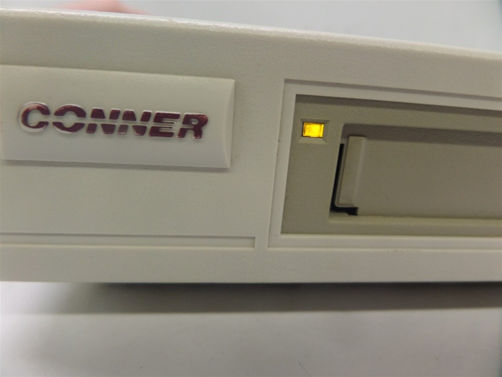 Conner Model CTM700E-P Tape Drive