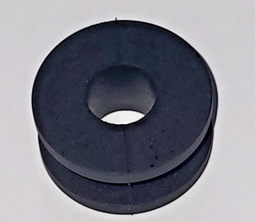 SUZUKI 250 QUADRACER LT250R, LT500R 500 QUADZILLA GAS TANK MOUNTING GROMMET