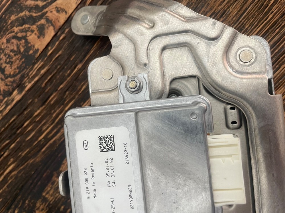 BMW Audio Sound System Amplifier Module W/ Surround View Camera Computer Control