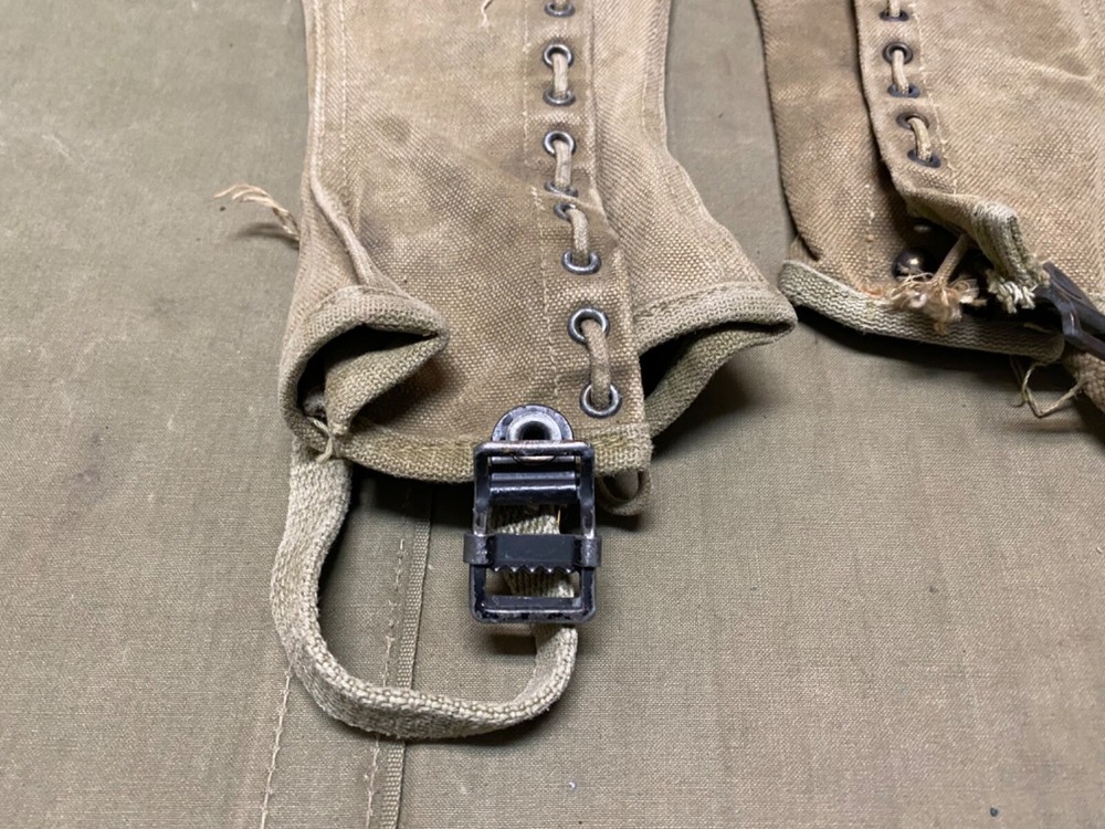 ORIGINAL WWII US ARMY M1938 COMBAT FIELD LEGGINGS W/ LACES- SIZE 2R