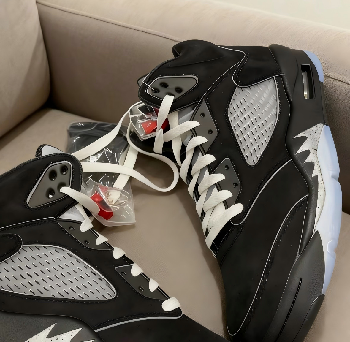 Jordan 5 "BLACK METALLIC REIMAGINED" Men's Basketball Shoes High Top