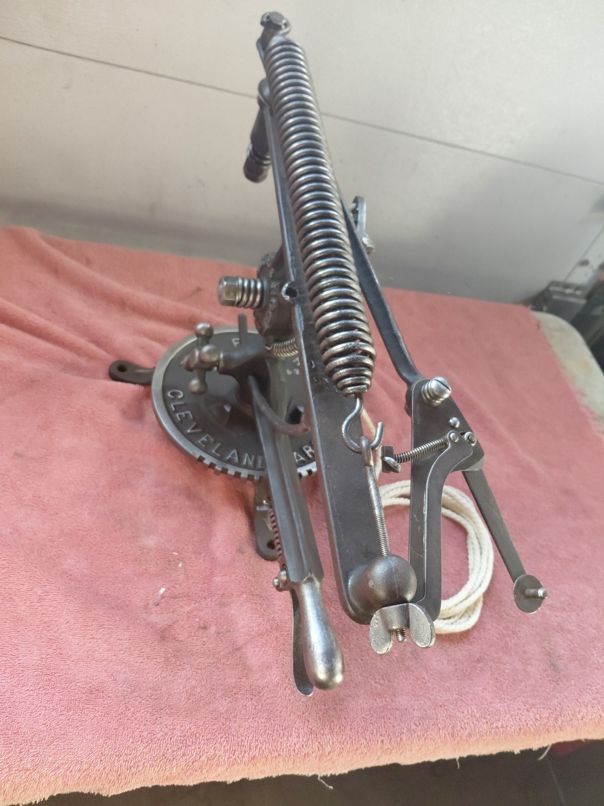 The Expert 1892 Skeet Pigeon Shooter Blue Rock Trap Cleveland Target Co #4 2