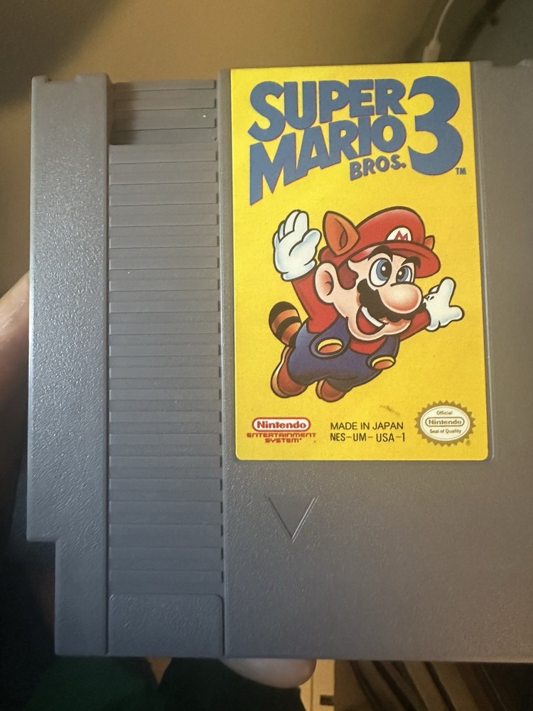 Nintendo NES Gray w/ multiple games