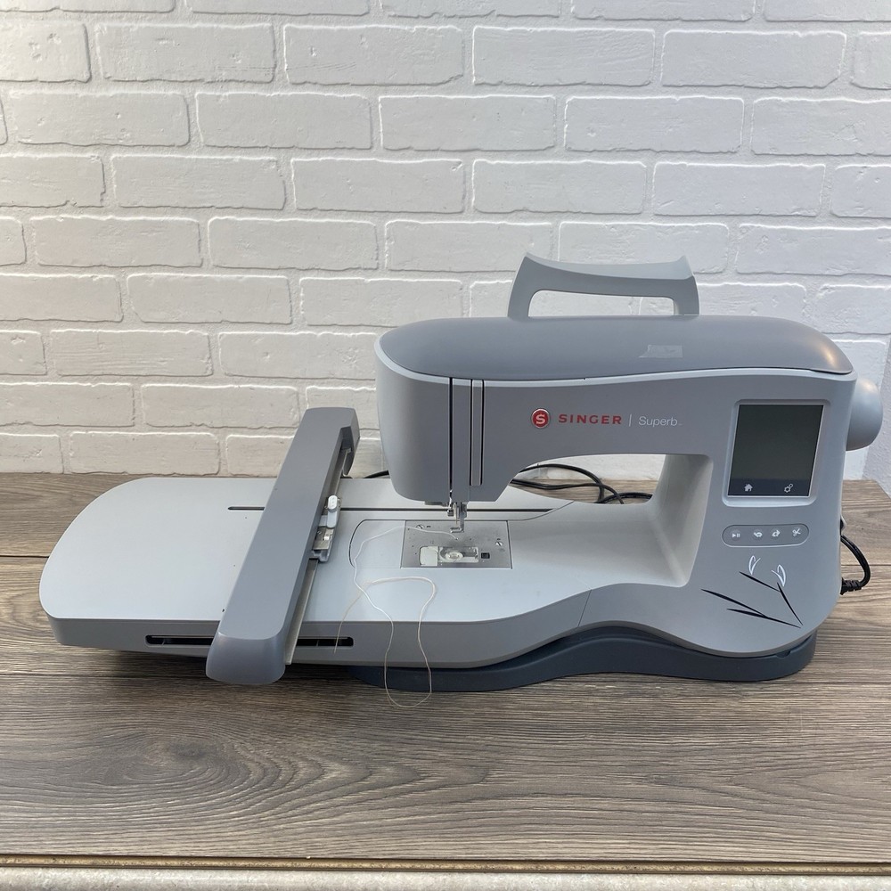 SINGER Superb Embroidery Machine EM200 Type HAS1 NO HOOPS