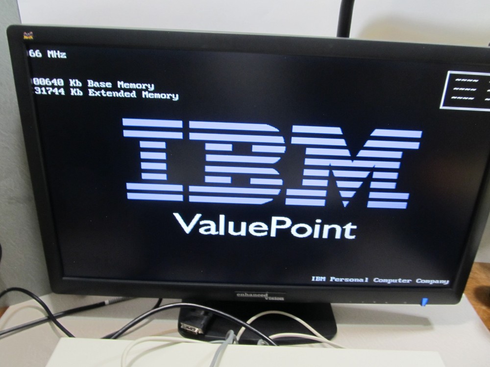 Vintage IBM ValuePoint 466DX2/Dp Computer ****Pls Read