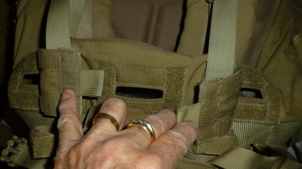 Blackhawk Raptor X-1 Tactical Assault Hydration Special Ops Backpack Desert Tan