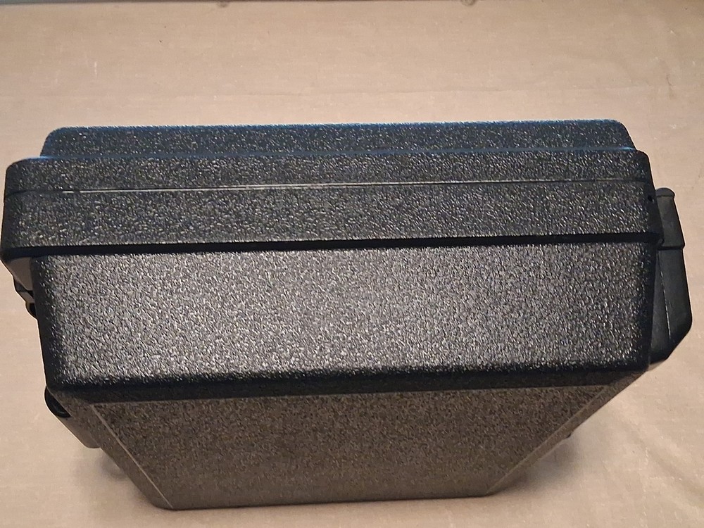 Games Workshop - Warhammer Figure - Hard Shell Carry Case - Excellent Condition