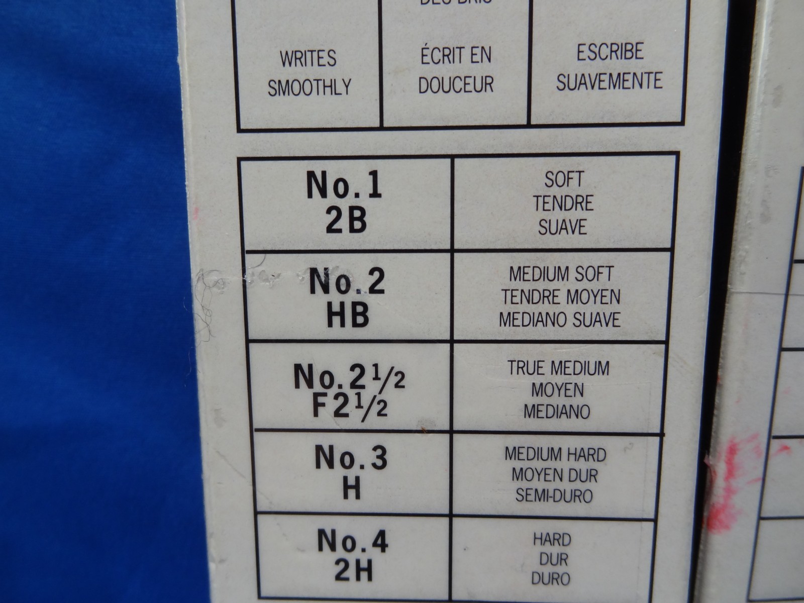 Berol (46) Black Warrior No. 2 HB Pencil Round Writing 372-2 Medium-Soft 1992