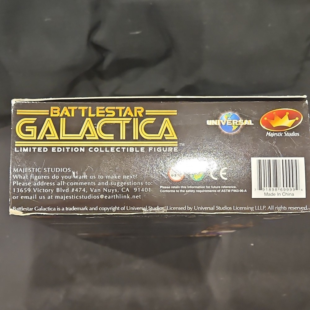 Battlestar Galactica Commander Adama Collectible Figure