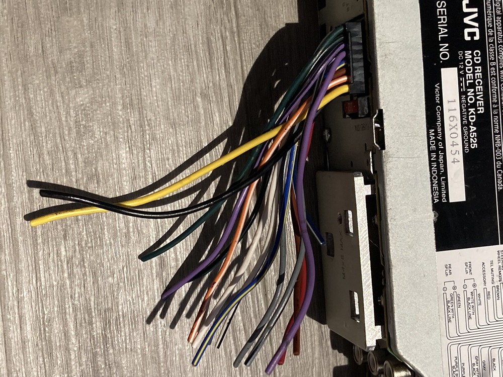 JVC KD-A525 Head Unit - Untested