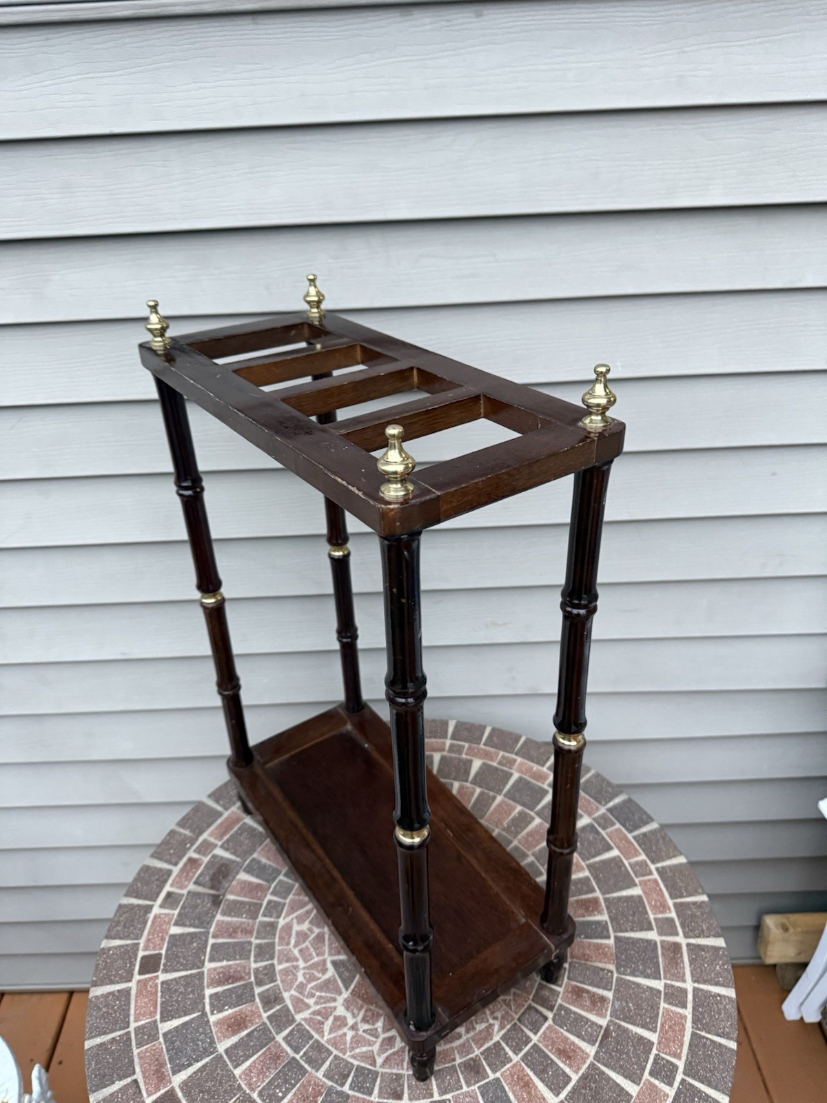 Vintage Bombay Company mahogany/brass umbrella stand W/faux bamboo. Missing Tray