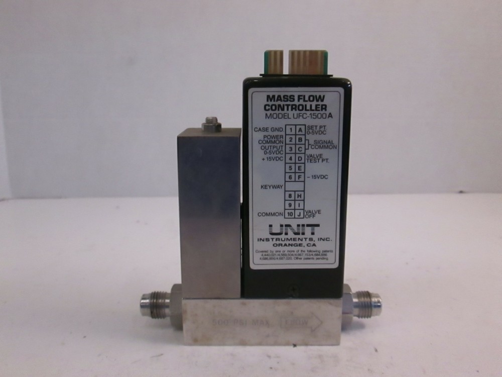 Unit UFC-1500A Mass Flow Controller, Gas, H2, 4 SLM