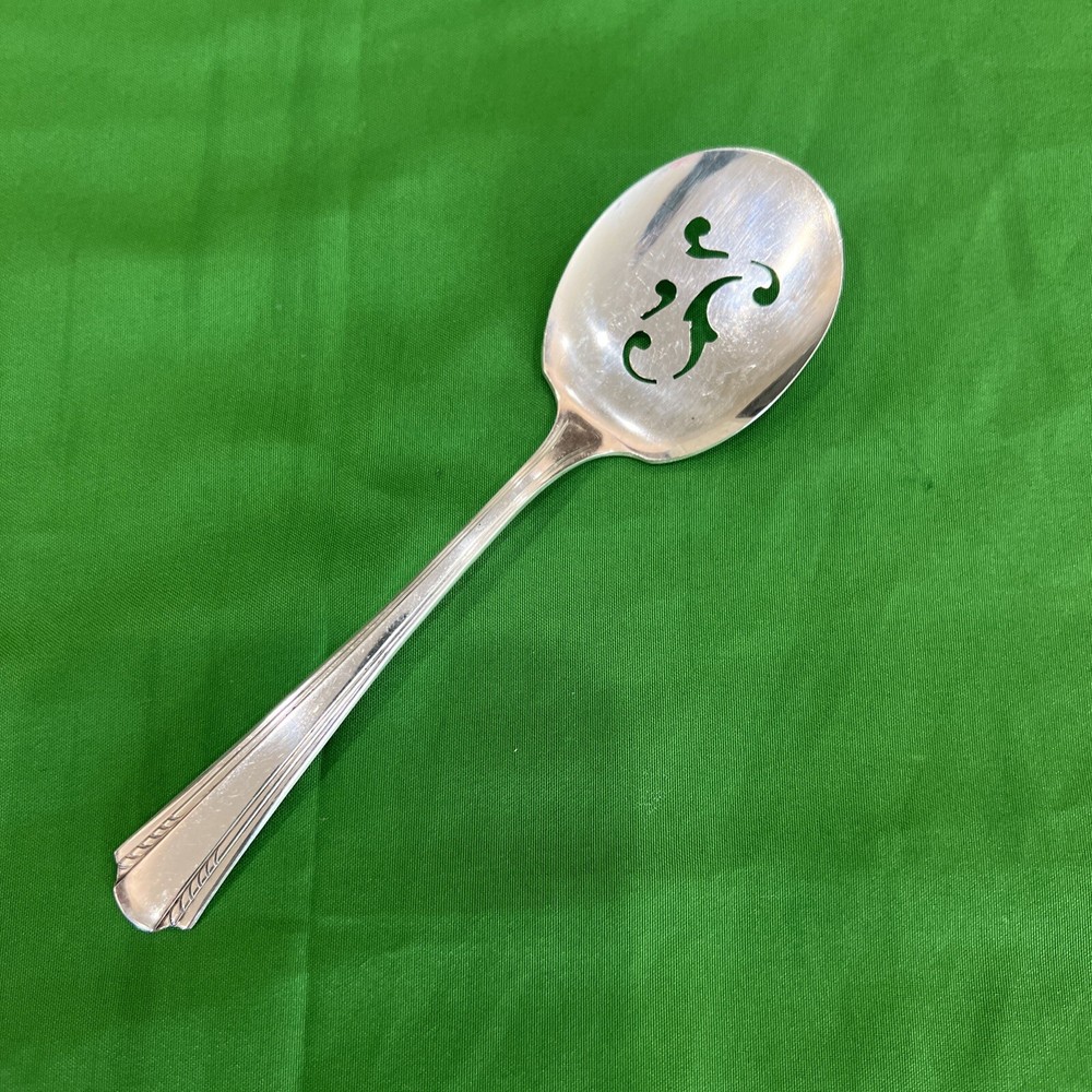 Carlton Silverplate Mansfield Pattern Sugar Sifting Slotted Spoon 6"