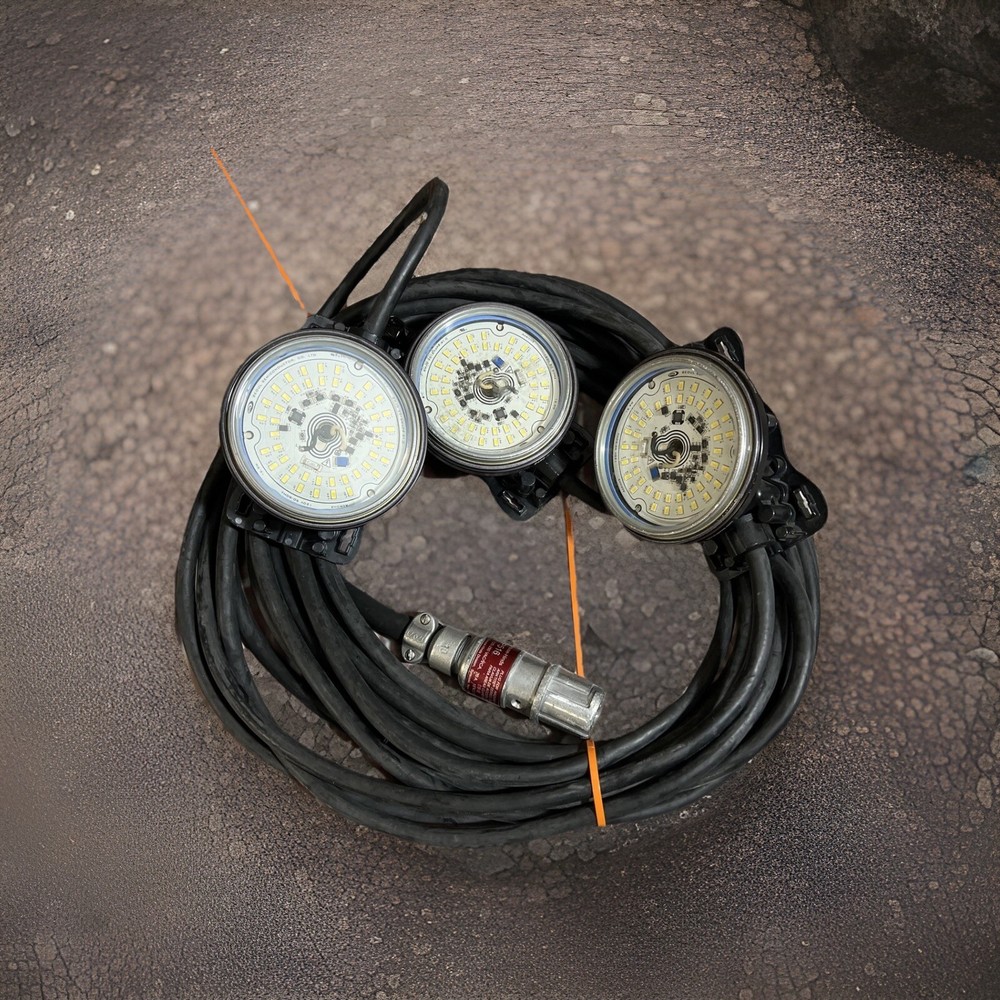 KH Industries Explosion Proof LED Light String HSD117C-SAMX03-Y14K1-H
