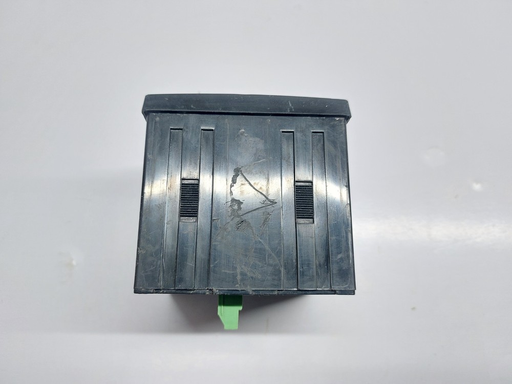 Trinity me2v1 Single Phase Digital Voltmeter