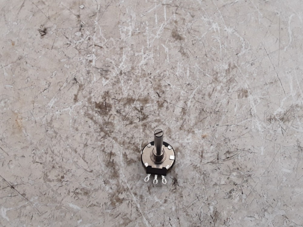 Potentiometer P270-036C