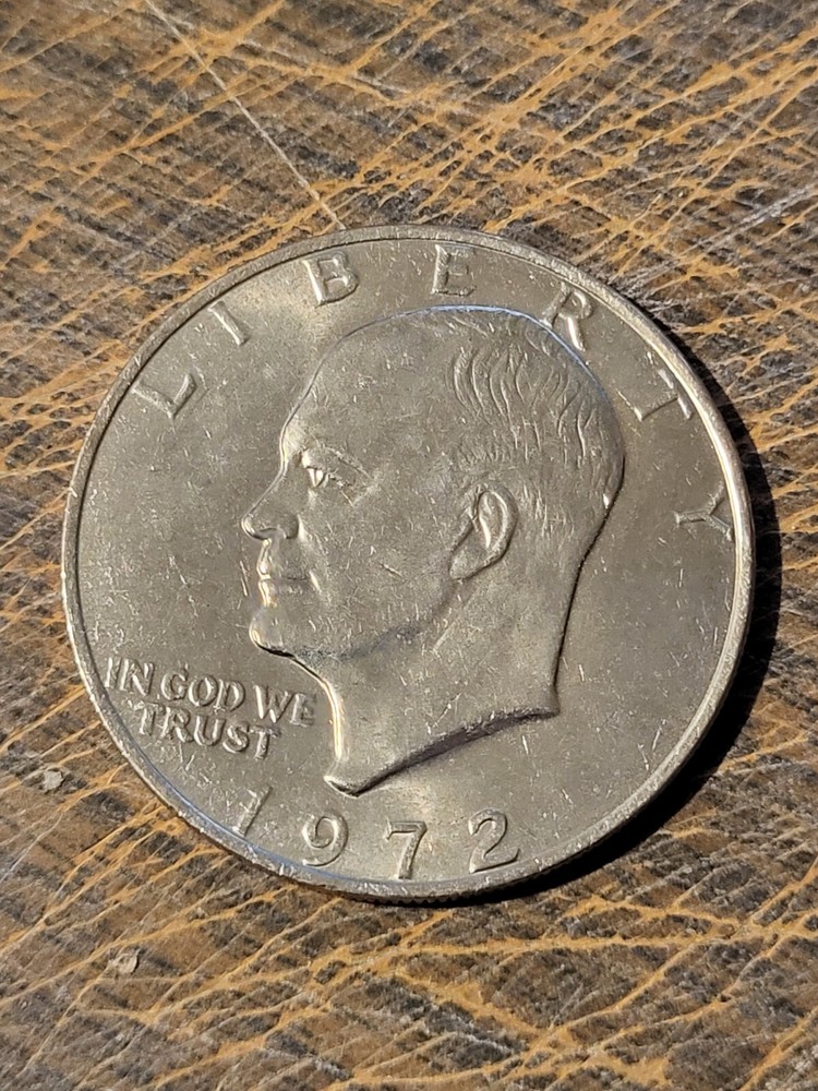 1972-P Eisenhower (Ike) Dollar - Very Fine