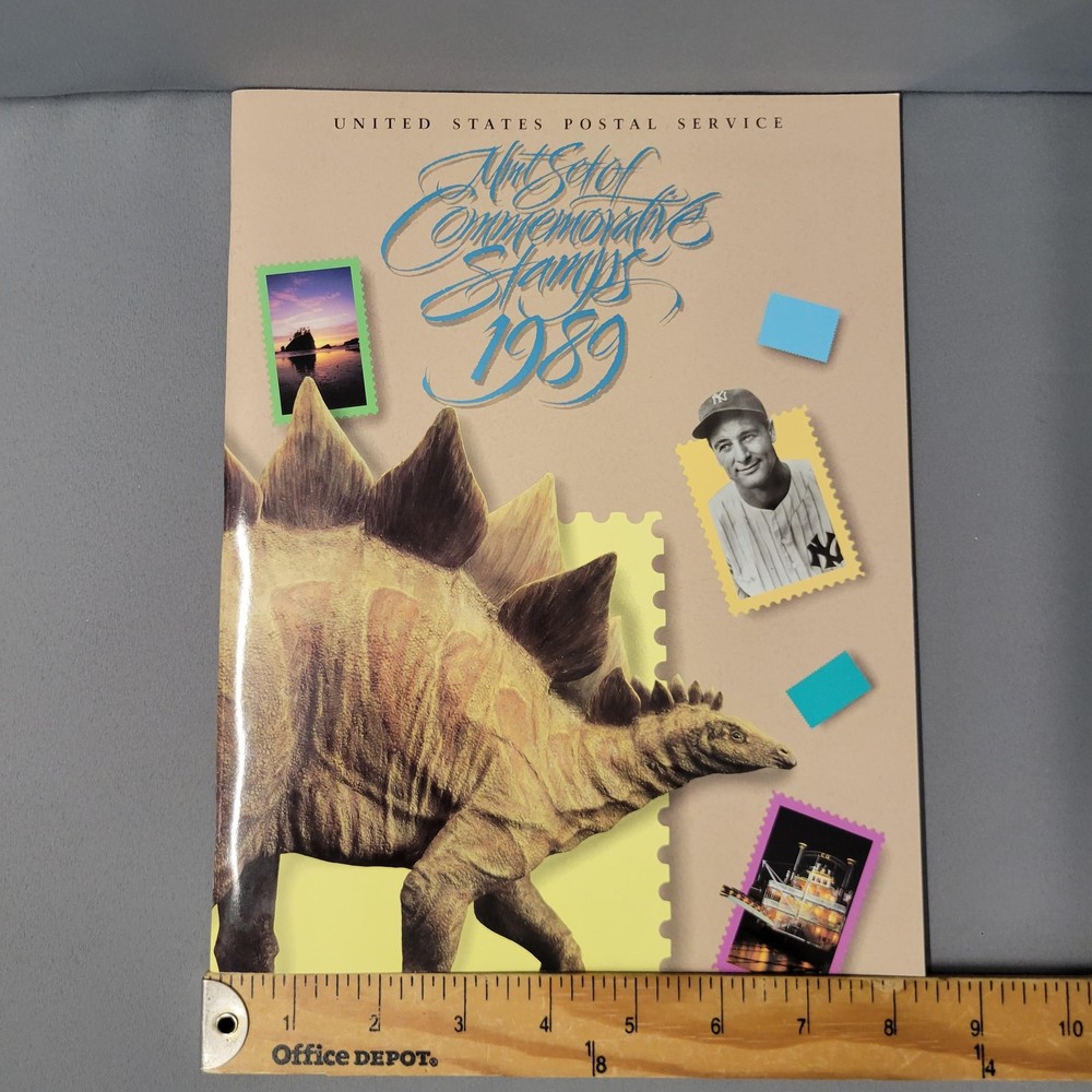 Vintage 1989 USPS Mint Commemorative Stamp Set Book Lou Gehrig Prehistoric Anima