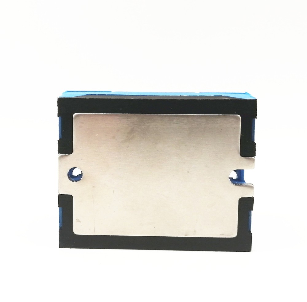 1pcs SOB967360 -WF1(SOB900100) 2*25A Solid State Relay