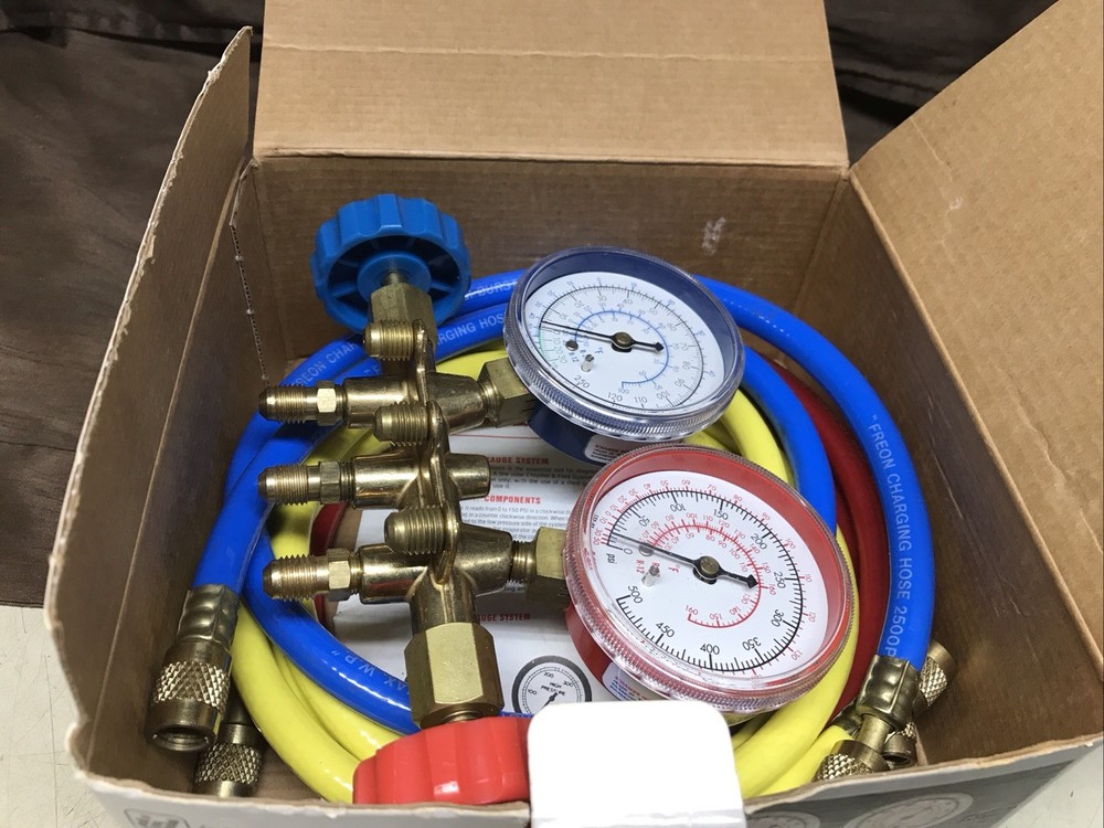 Interdynamics Professional Air Conditioning Manifold Gauge Set