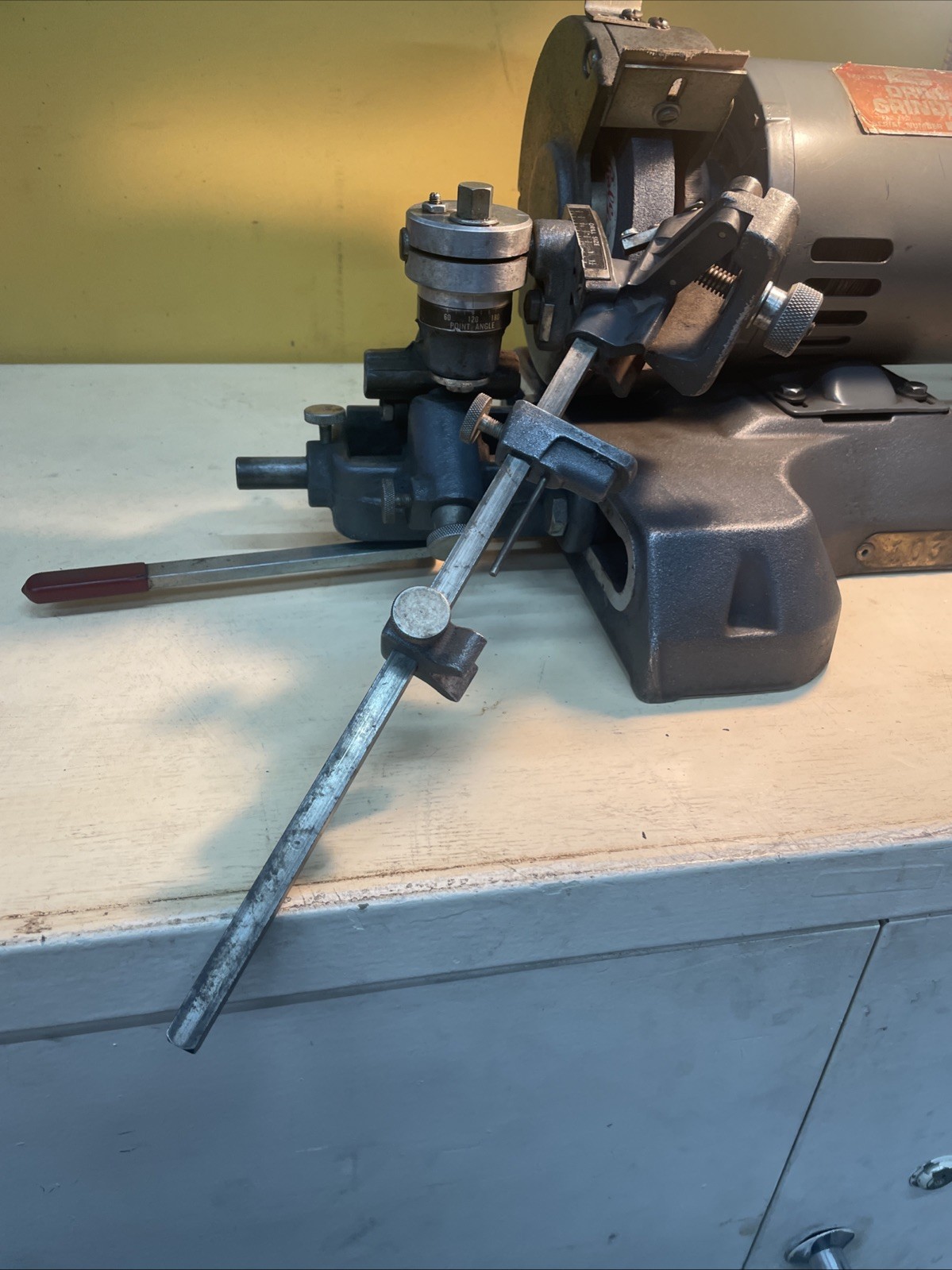 Drill Bit Sharpener Lisle 91000 Drill Grinder AO Smith 115V 1/8 To 1-1/4” 60-180