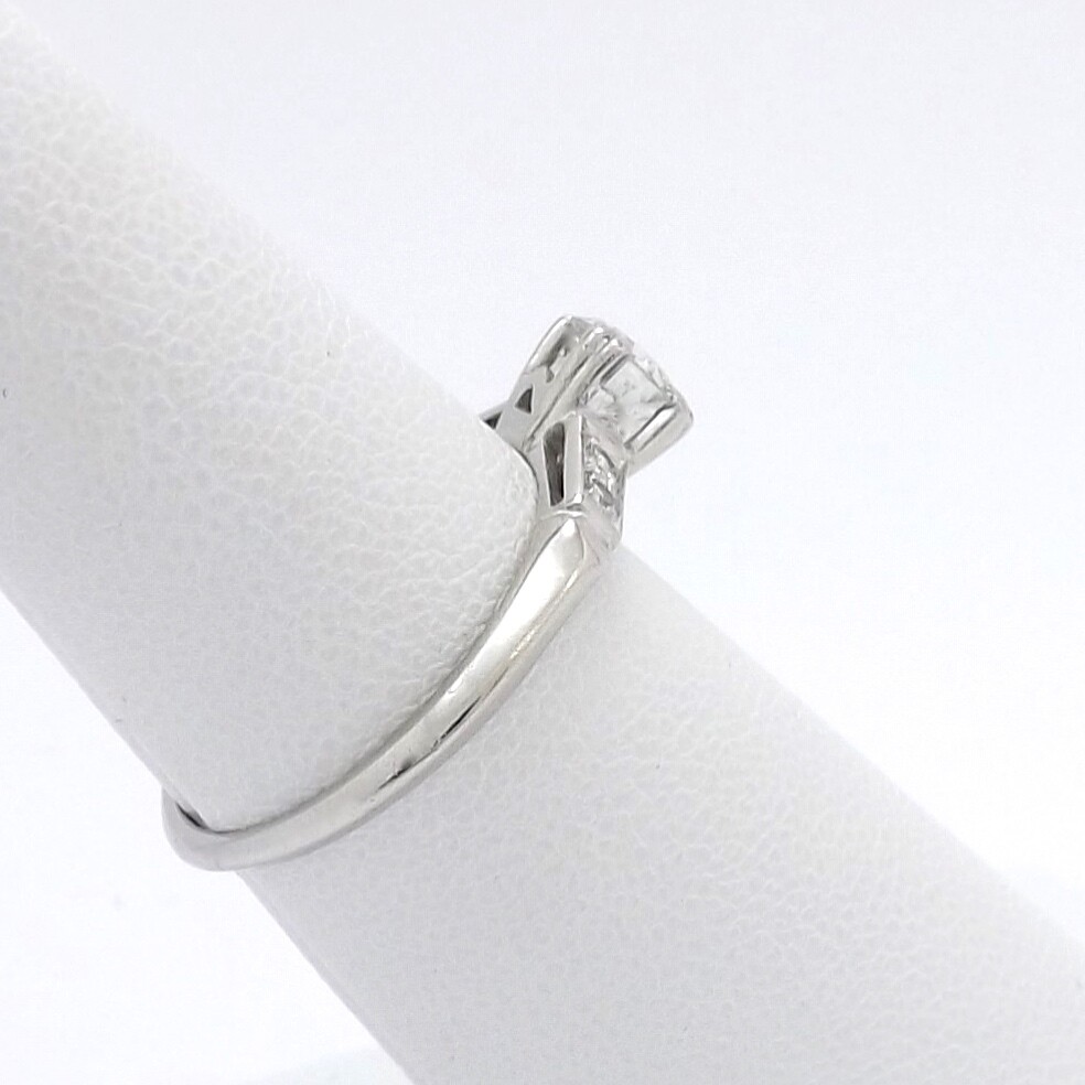Solid Platinum Round Natural Diamond Promise Engagement Ring Antique Setting
