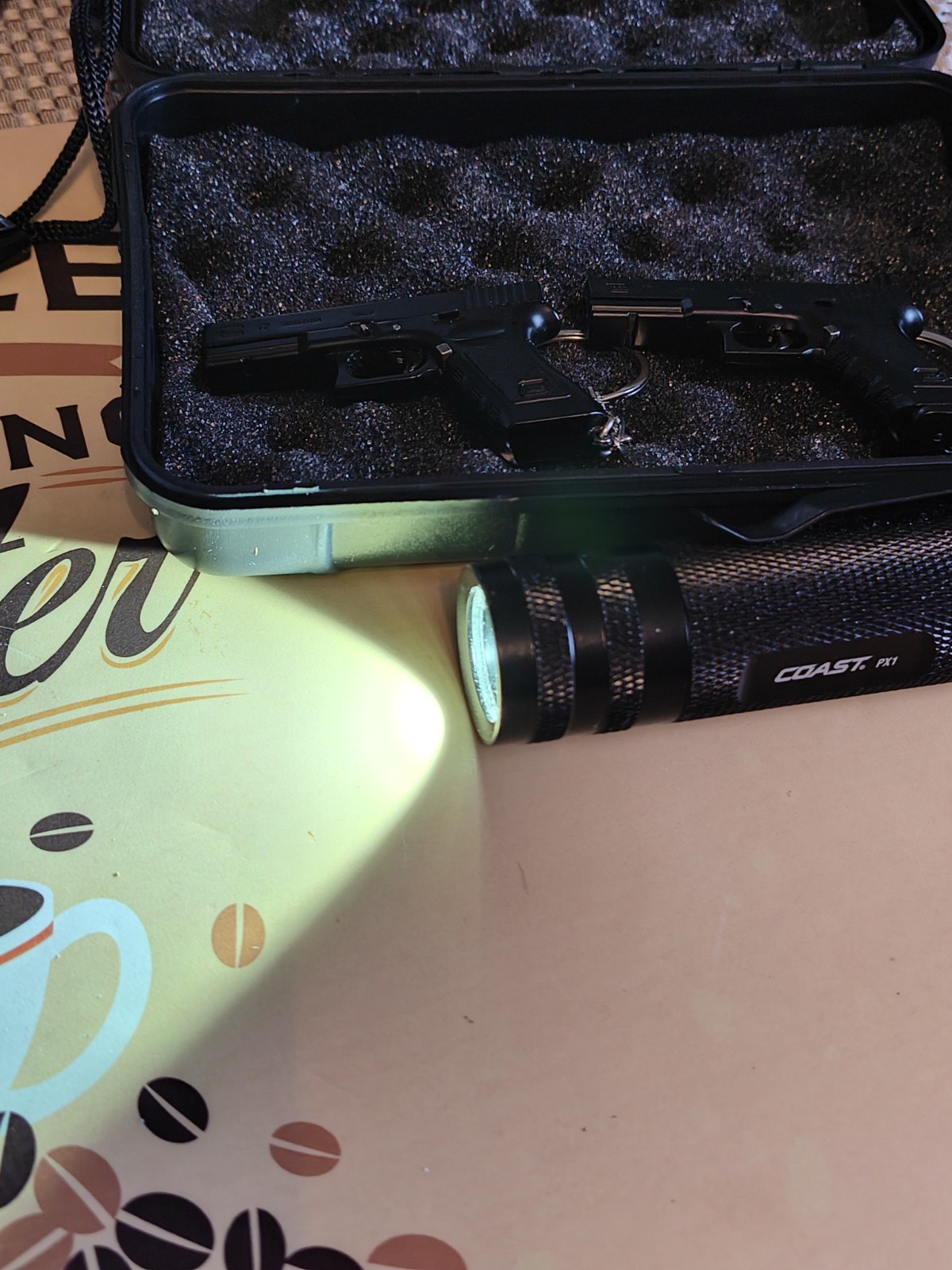 2 GL0CK 17 Mini Firearm Gun Pistol KEYCHAIN & Coast Flashlight, Includes Case